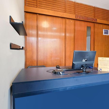 Hotel Spot On 2281 Omajo Semarang Zewnętrze zdjęcie