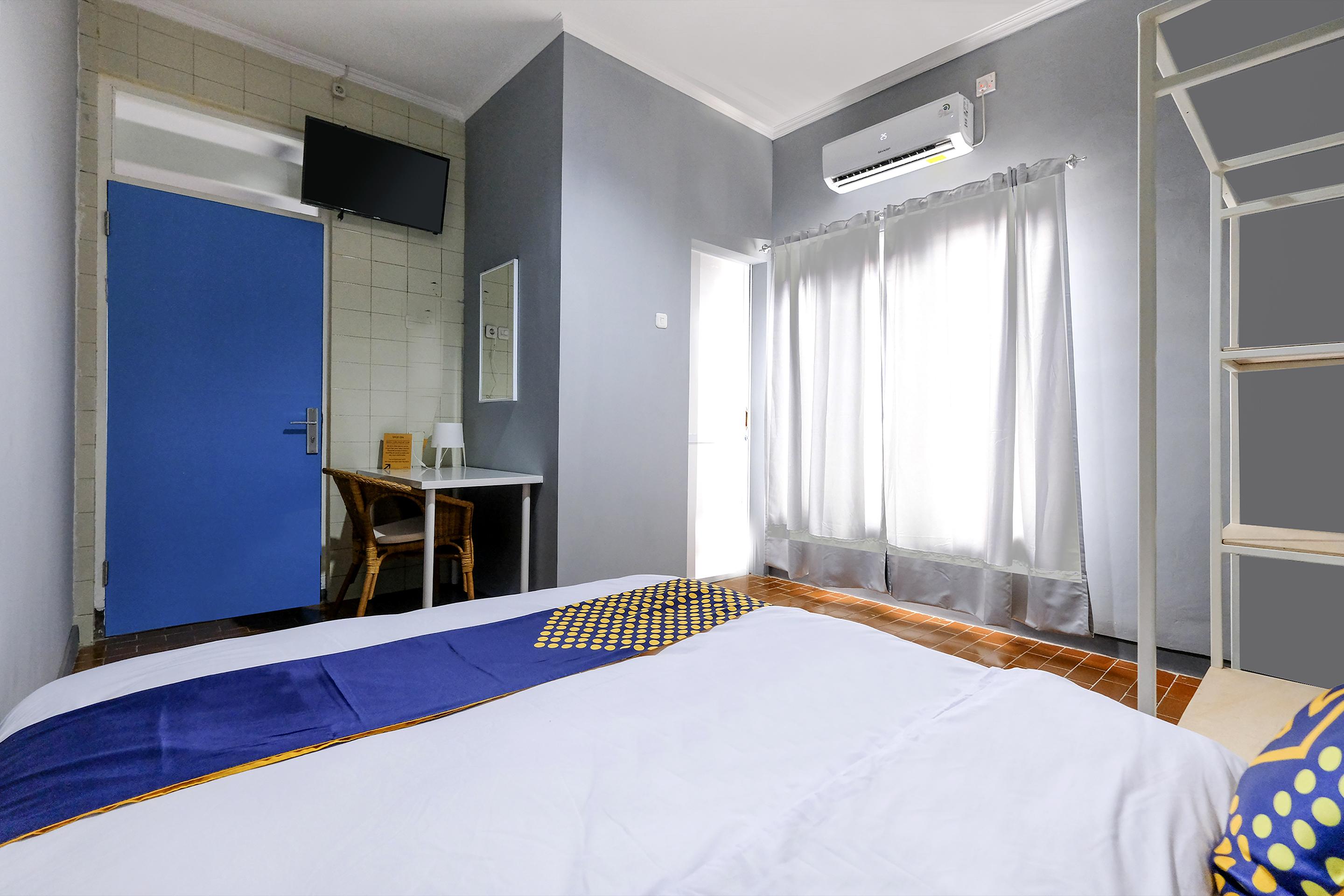 Hotel Spot On 2281 Omajo Semarang Zewnętrze zdjęcie
