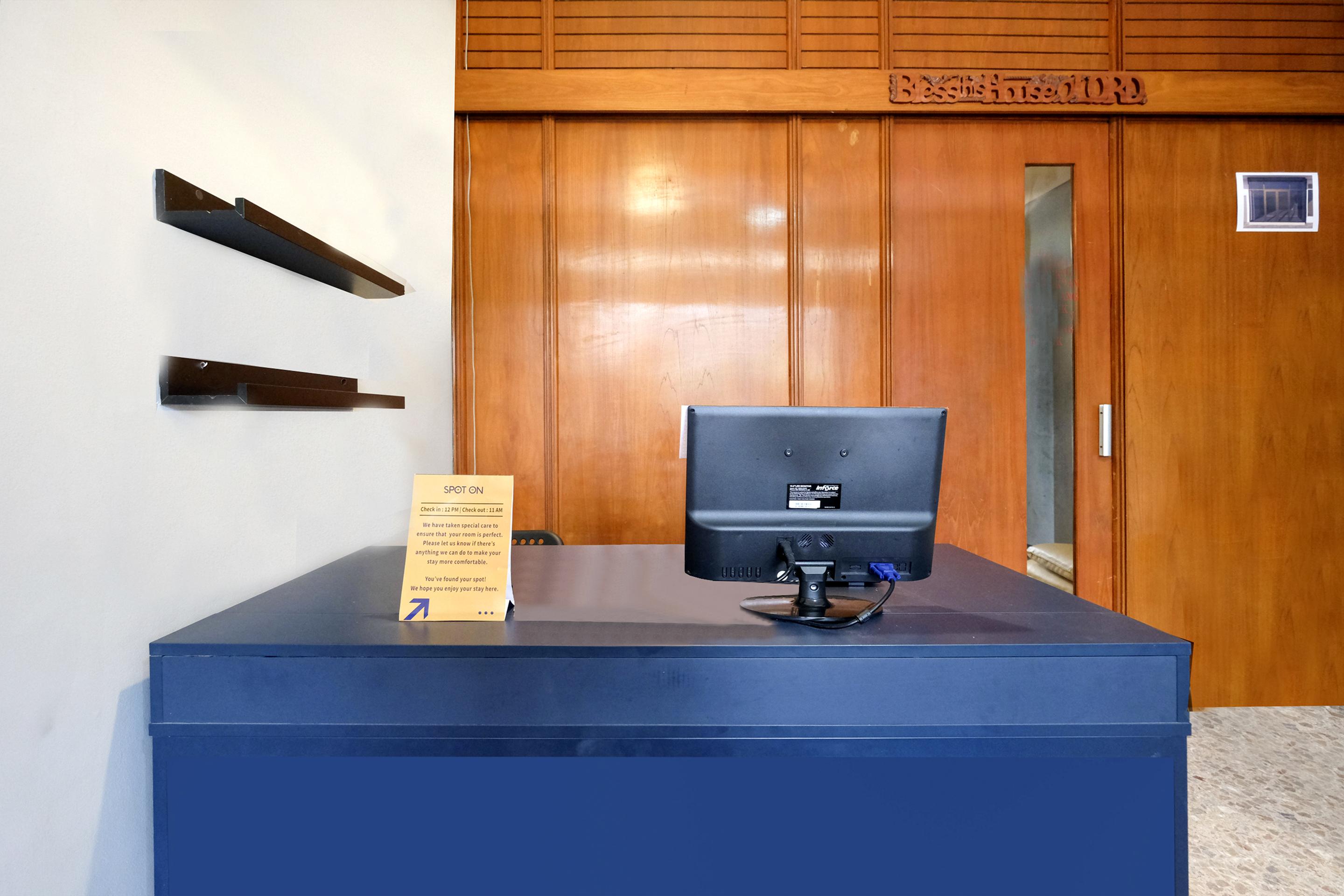 Hotel Spot On 2281 Omajo Semarang Zewnętrze zdjęcie