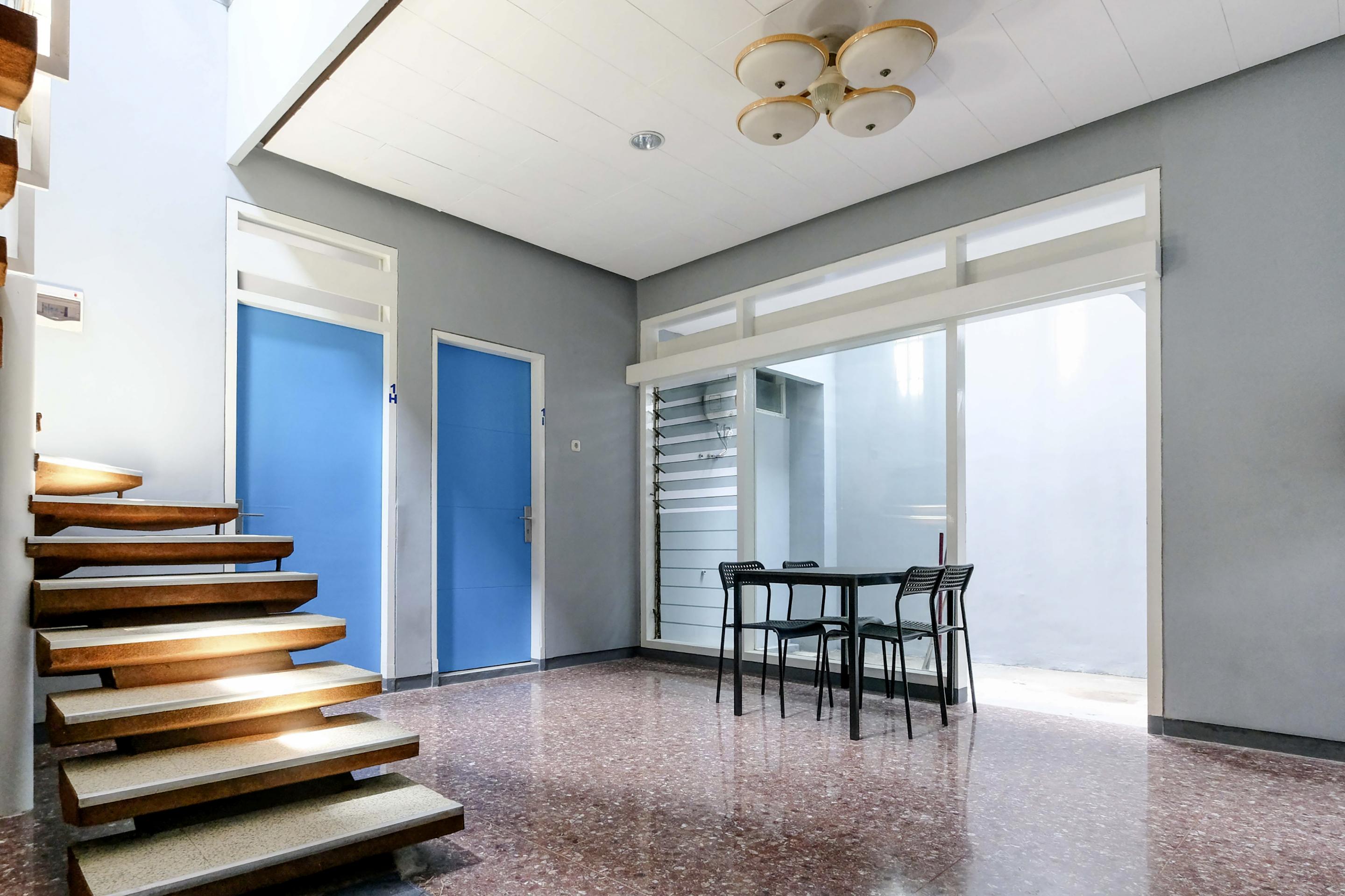 Hotel Spot On 2281 Omajo Semarang Zewnętrze zdjęcie